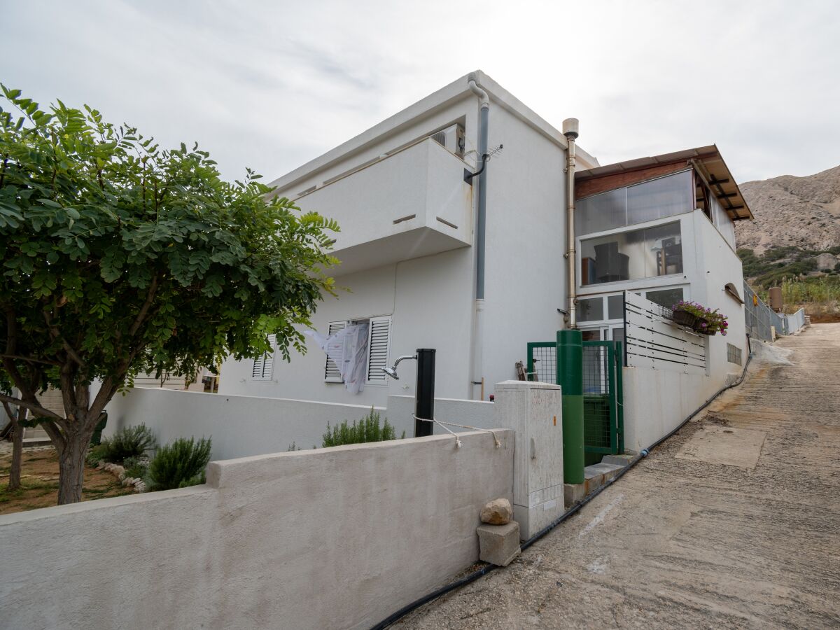 Apartment Two bedroom apartment with terrace and sea view Sveti Marko, Pag A-21654-c