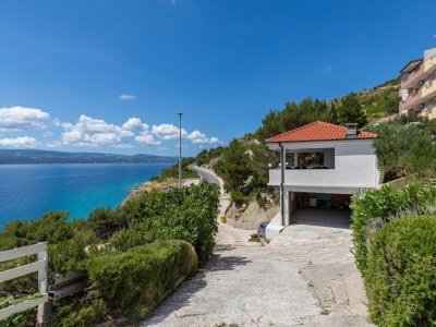 Apartment Two bedroom apartment with balcony and sea view Lokva Rogoznica, Omiš A-23105-d - Outdoor photo 2
