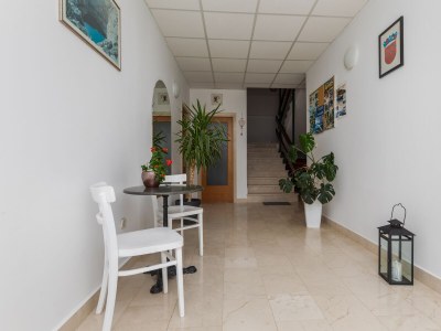Apartment Two bedroom apartment with balcony and sea view Lokva Rogoznica, Omiš A-23105-d - Outdoor photo 8