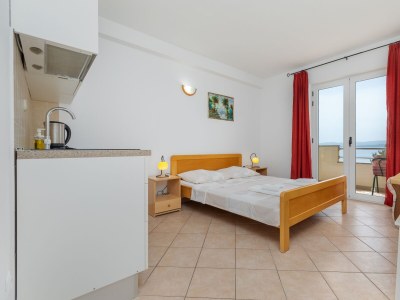 Apartment Studio flat with balcony and sea view Lokva Rogoznica, Omiš AS-23105-c in Lokva Rogoznica - Apartment