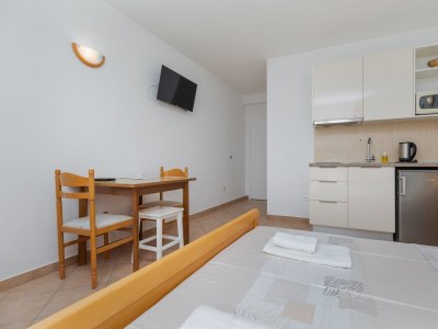 Apartment Studio flat with balcony and sea view Lokva Rogoznica, Omiš AS-23105-c - Outdoor photo 14