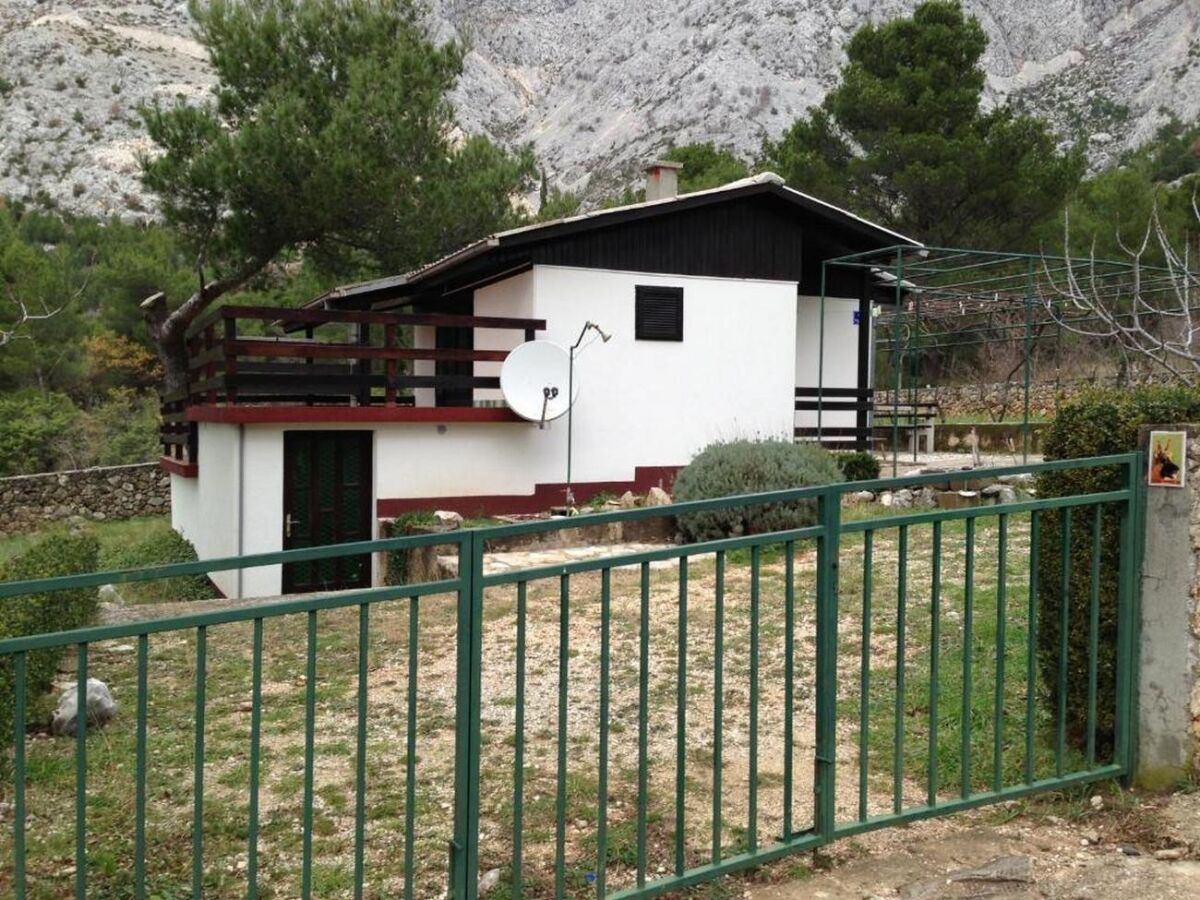 Holiday house Two bedroom house with terrace and sea view Bast, Makarska K-23316