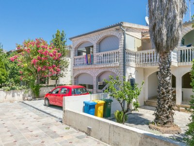 Apartment One bedroom apartment near beach Rogoznica A-23414-b - Outdoor photo 5