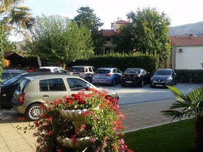 Apartment Two bedroom apartment with terrace and sea view Baška, Krk A-23618-b - Outdoor photo 5
