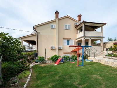 Apartment Two bedroom apartment with terrace and sea view Lopar, Rab A-23736-b - Outdoor photo 5