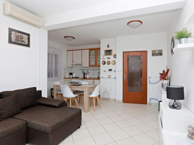 Apartment Two bedroom apartment with balcony Jadrija, Šibenik A-23947-a - Outdoor photo 15