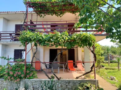 Apartment One bedroom apartment with terrace Šilo, Krk A-18706-a in Šilo - Apartment