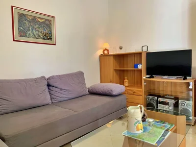 Apartment One bedroom apartment with terrace Šilo, Krk A-18706-a - Outdoor photo 8