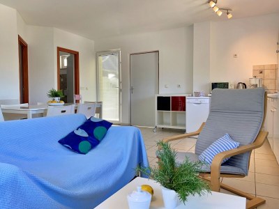 Apartment Two bedroom apartment with terrace Šilo, Krk A-18678-b - Outdoor photo 11