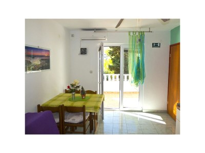 Apartment Two bedroom apartment with terrace and sea view Ivan Dolac, Hvar A-8782-a in Jelsa - Apartment