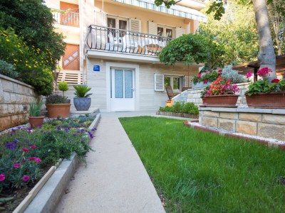 Apartment Two bedroom apartment near beach Petrčane, Zadar A-17179-a - Outdoor photo 5