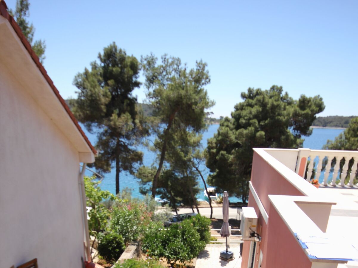 Apartment Studio flat with terrace and sea view Mali Lošinj, Lošinj AS-2489-a - Outdoor photo 5