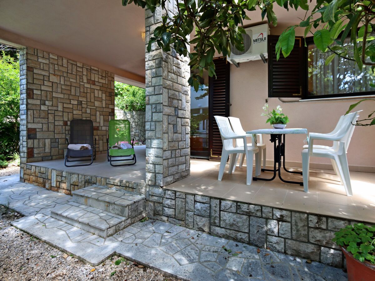 Apartment One bedroom apartment with terrace Selce, Crikvenica A-24450-b
