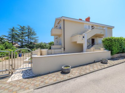 Apartment One bedroom apartment with balcony and sea view Krk A-24809-b in Krk - Apartment