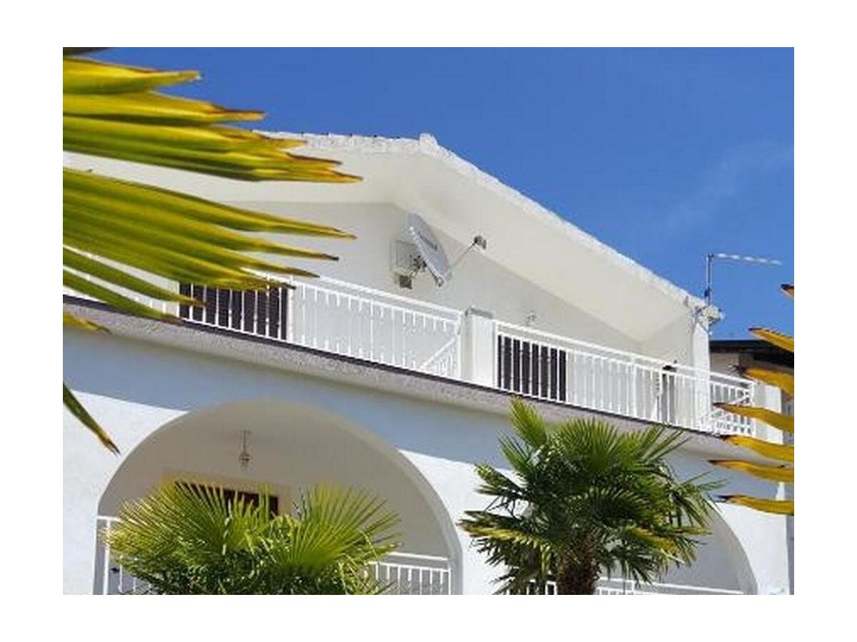 Apartment Two bedroom apartment with terrace Vodice A-24938-a - Outdoor photo 2