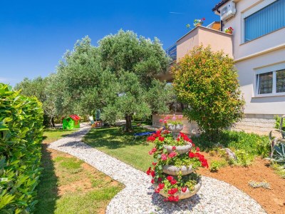Apartment One bedroom apartment with terrace Punat, Krk A-24859-a - Outdoor photo 2