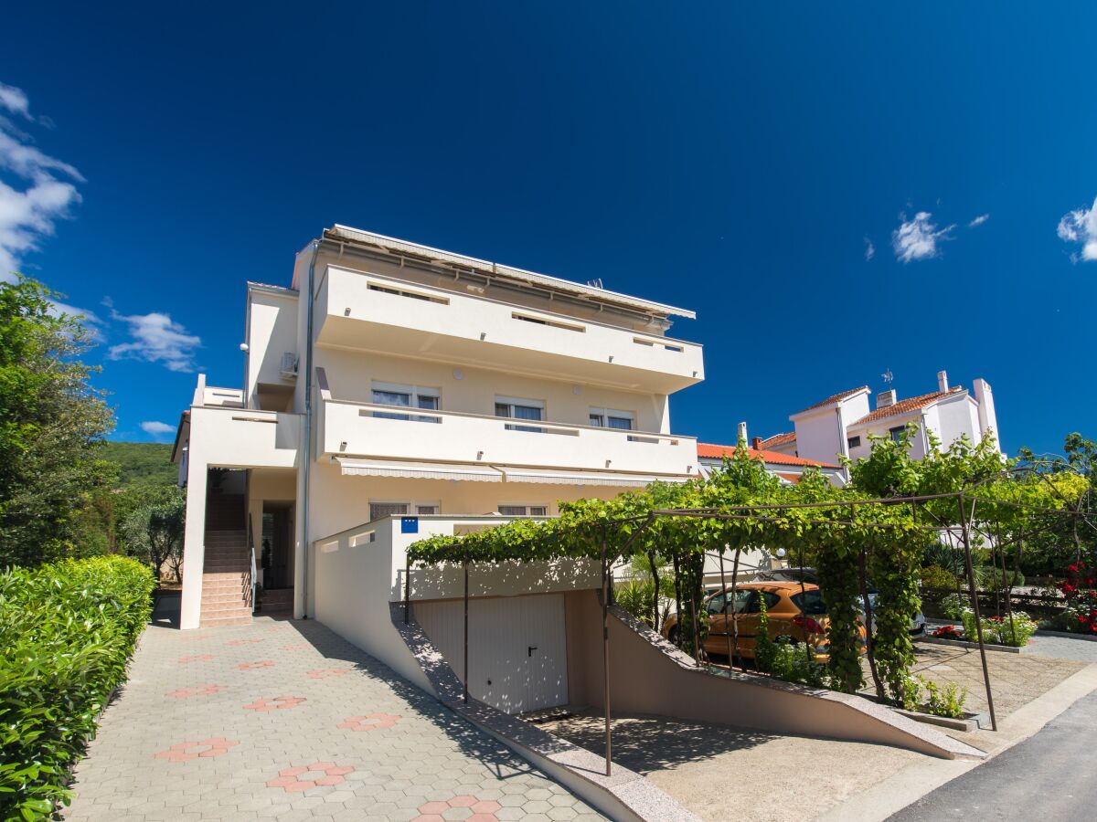 Apartment Two bedroom apartment with terrace Punat, Krk A-24864-a