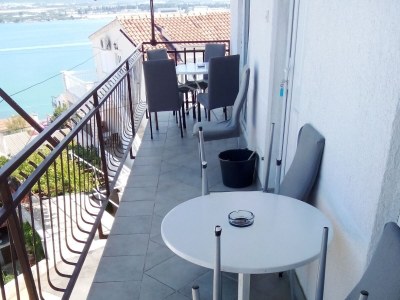 Apartment Three bedroom apartment with balcony and sea view Mastrinka, Čiovo A-9428-a - Outdoor photo 28