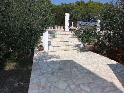 Apartment Two bedroom apartment with balcony and sea view Maslinica, Šolta A-5184-a - Outdoor photo 8
