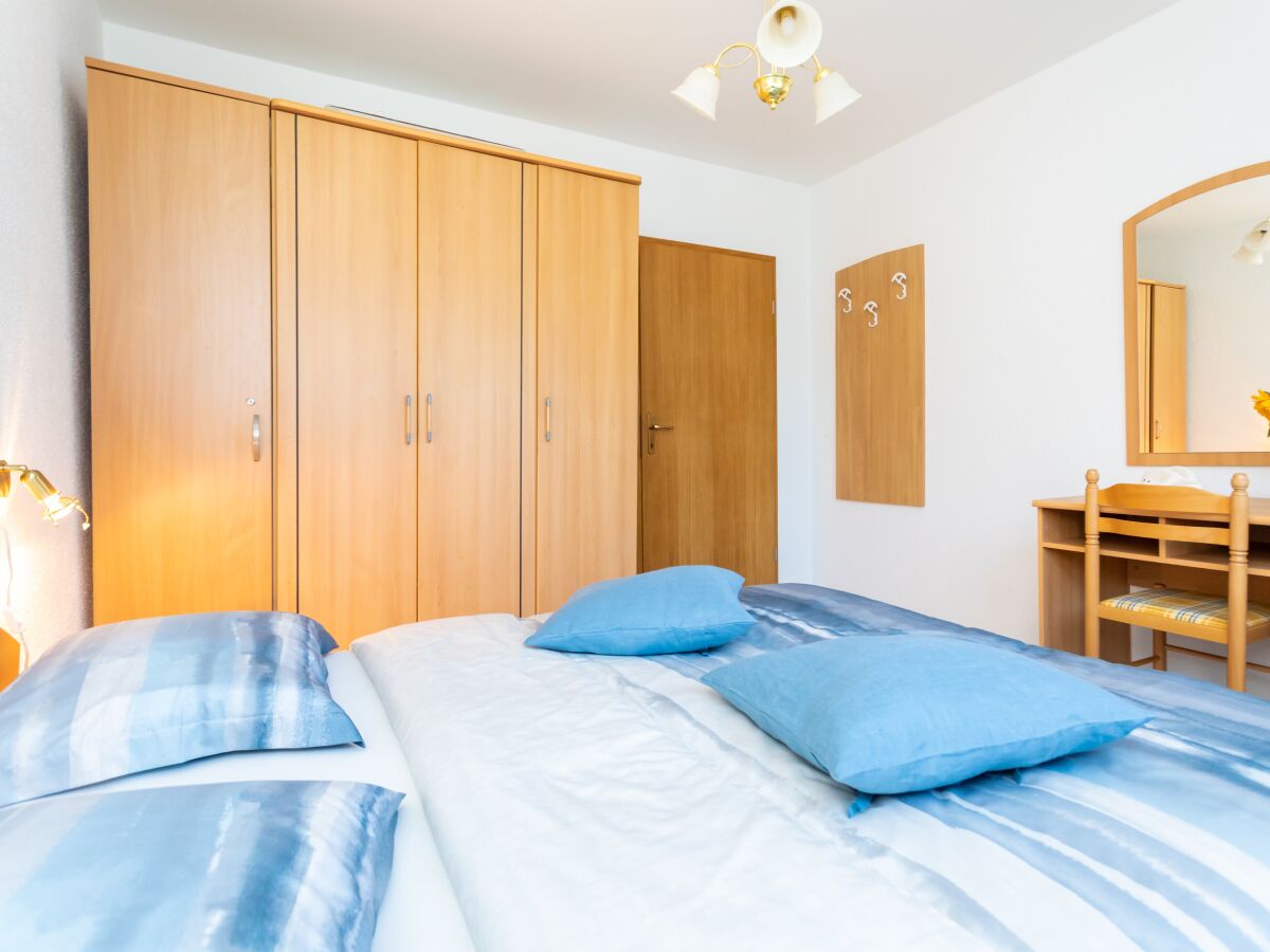 Apartment One bedroom apartment with balcony Njivice, Krk A-20504-a