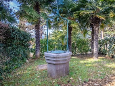 Apartment One bedroom apartment with terrace Njivice, Krk A-21868-a - Outdoor photo 5