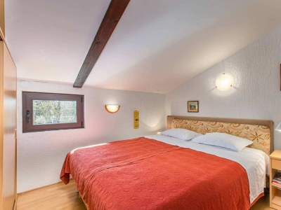 Apartment Two bedroom apartment with terrace and sea view Njivice, Krk A-21868-b - Outdoor photo 14