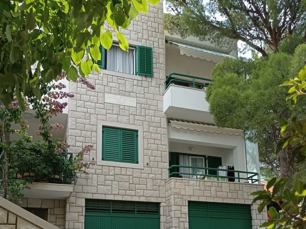 Apartment Two bedroom apartment with terrace Brela, Makarska A-20186-a - Outdoor photo 5