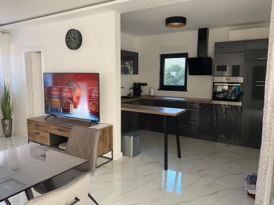 Apartment Two bedroom apartment near beach Srima - Vodice, Vodice A-24956-a - Outdoor photo 10