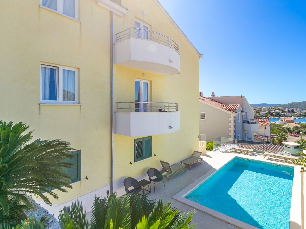 Apartment Apartments with swimming pool Seget Vranjica, Trogir - 24447 - Outdoor photo 3