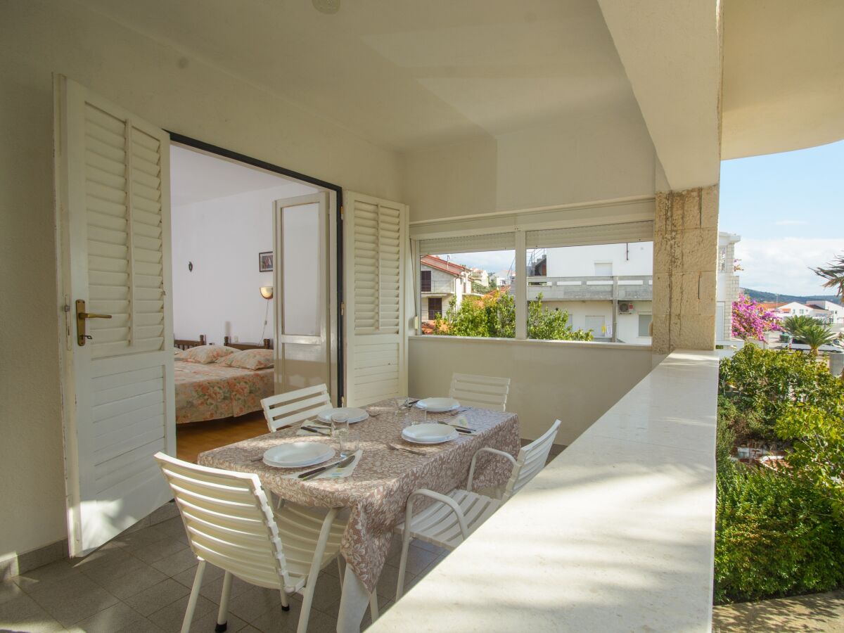 Apartment One bedroom apartment with terrace and sea view Rogoznica A-12995-b