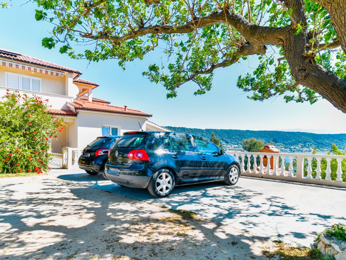 Apartment Two bedroom apartment with terrace and sea view Supetarska Draga - Donja, Rab A-2013-a
