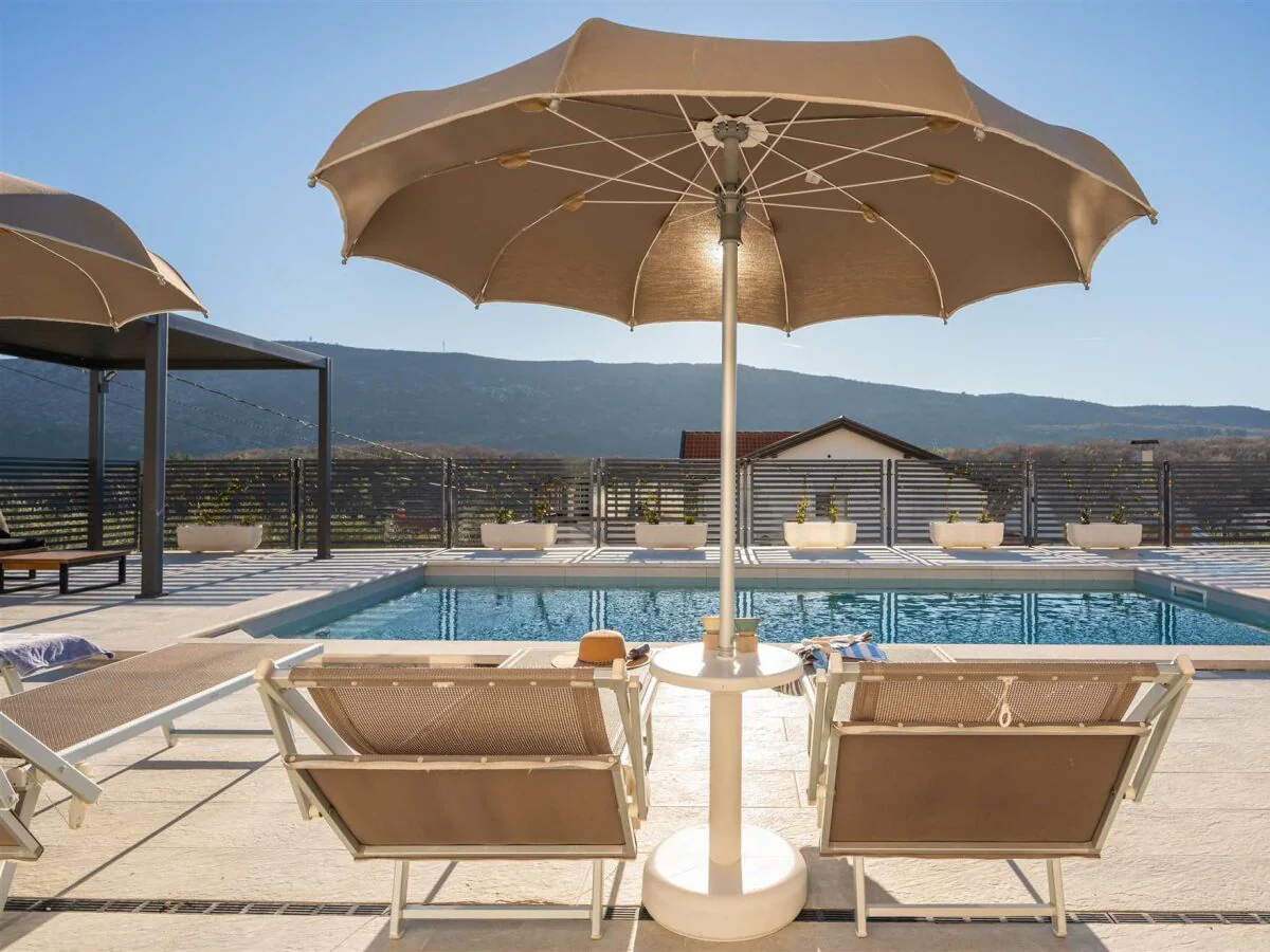 Villa NEW! Villa Magnolia with 41 sqm pool, Jacuzzi, 8km from sea
