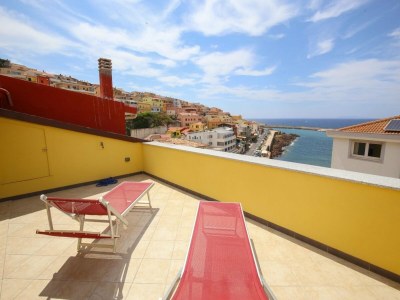 Holiday house Vista mare, ampio terrazzo e aria condizionata - Outdoor photo 7