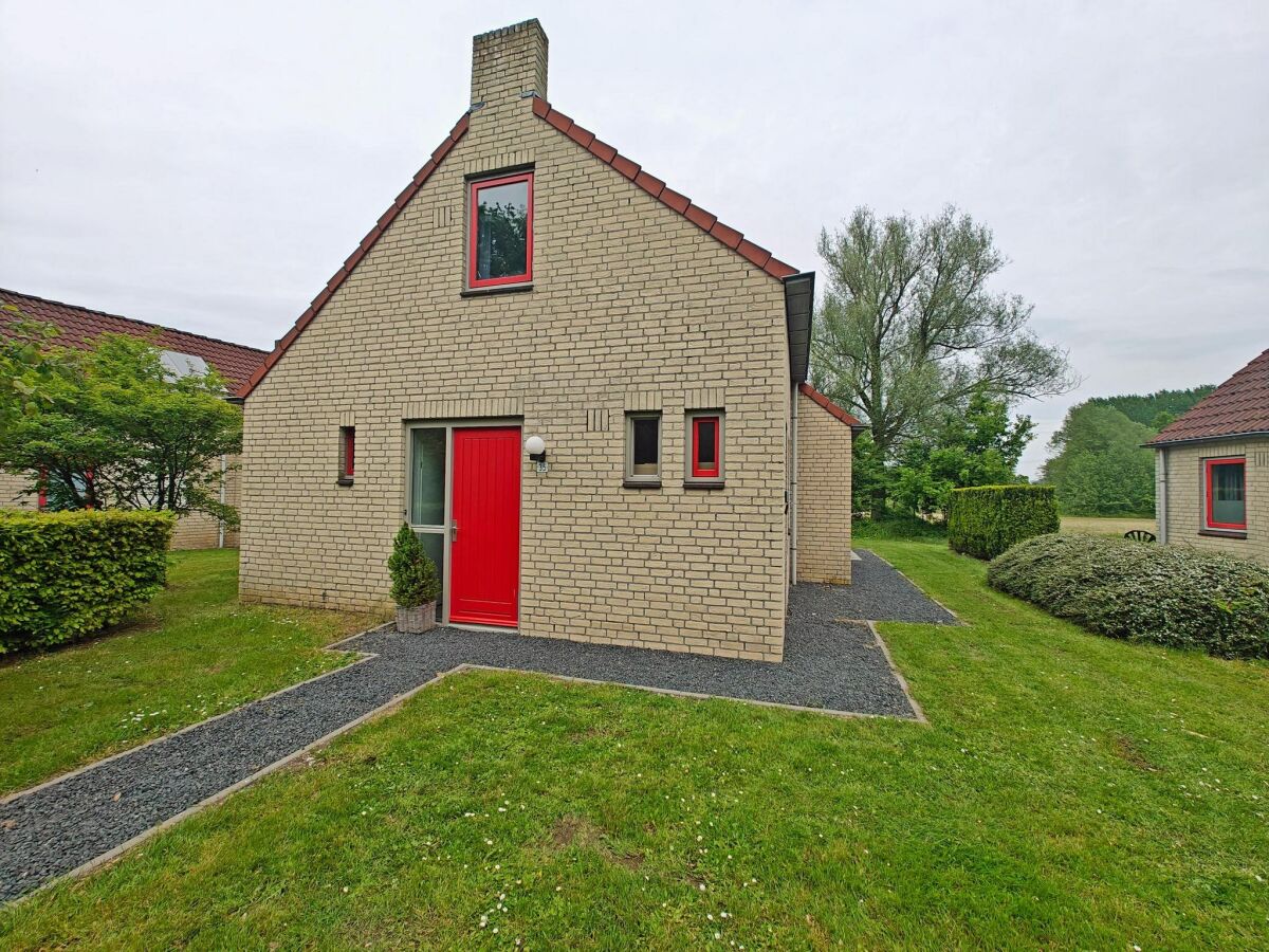 Holiday house Bungalow mit Terrasse und Seeblick