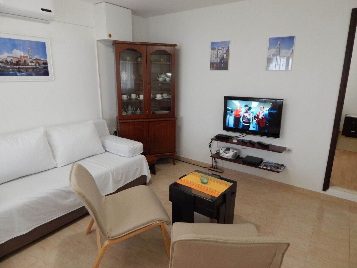 Apartment One bedroom apartment near beach Okrug Donji, Čiovo A-17078-a - Outdoor photo 5
