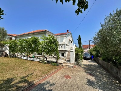 Apartment Two bedroom apartment with terrace Šilo, Krk A-18728-b - Outdoor photo 2