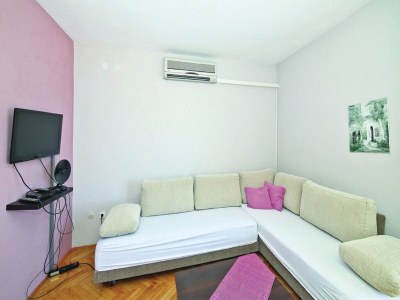 Apartment Apartments Halilović - Two Bedroom Apartment 2 - Features photo 12