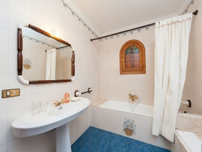 Holiday house Villa Vallespir - Haus In Port D'alcúdia - Features photo 16
