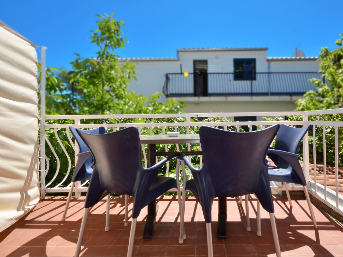 Apartment Two bedroom apartment near beach Arbanija, Čiovo A-8651-c