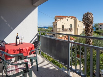 Apartment Studio flat with terrace and sea view Duće, Omiš AS-16877-d in Dugi Rat - Apartment