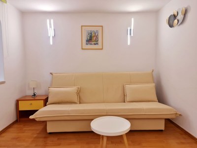 Apartment One bedroom apartment near beach Šilo, Krk A-18740-a - Outdoor photo 9