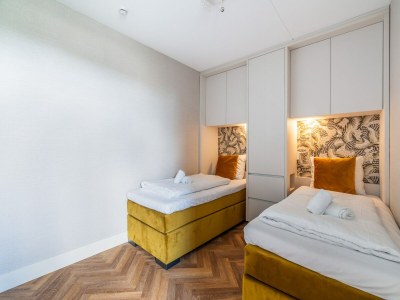 Holiday house Inviting apartment with a garden - Features photo 21