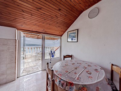 Apartment Comfortable and spacious apartment near beach Lumbarda, Korčula A-21290-a - Outdoor photo 17