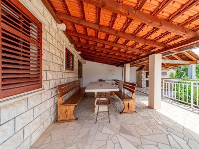 Apartment Comfortable and spacious apartment near beach Lumbarda, Korčula A-21290-a - Outdoor photo 45