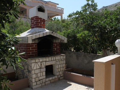 Apartment Two bedroom apartment near beach Metajna, Pag A-6497-b - Outdoor photo 8