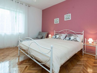 Apartment Three bedroom apartment with terrace Bibinje, Zadar A-23089-a in Bibinje - Apartment