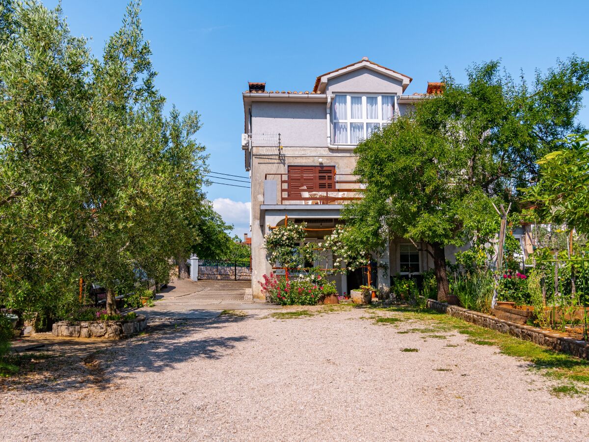 Holiday room with air-conditioning Skrbcici, Krk S-21231-b - Outdoor photo 2