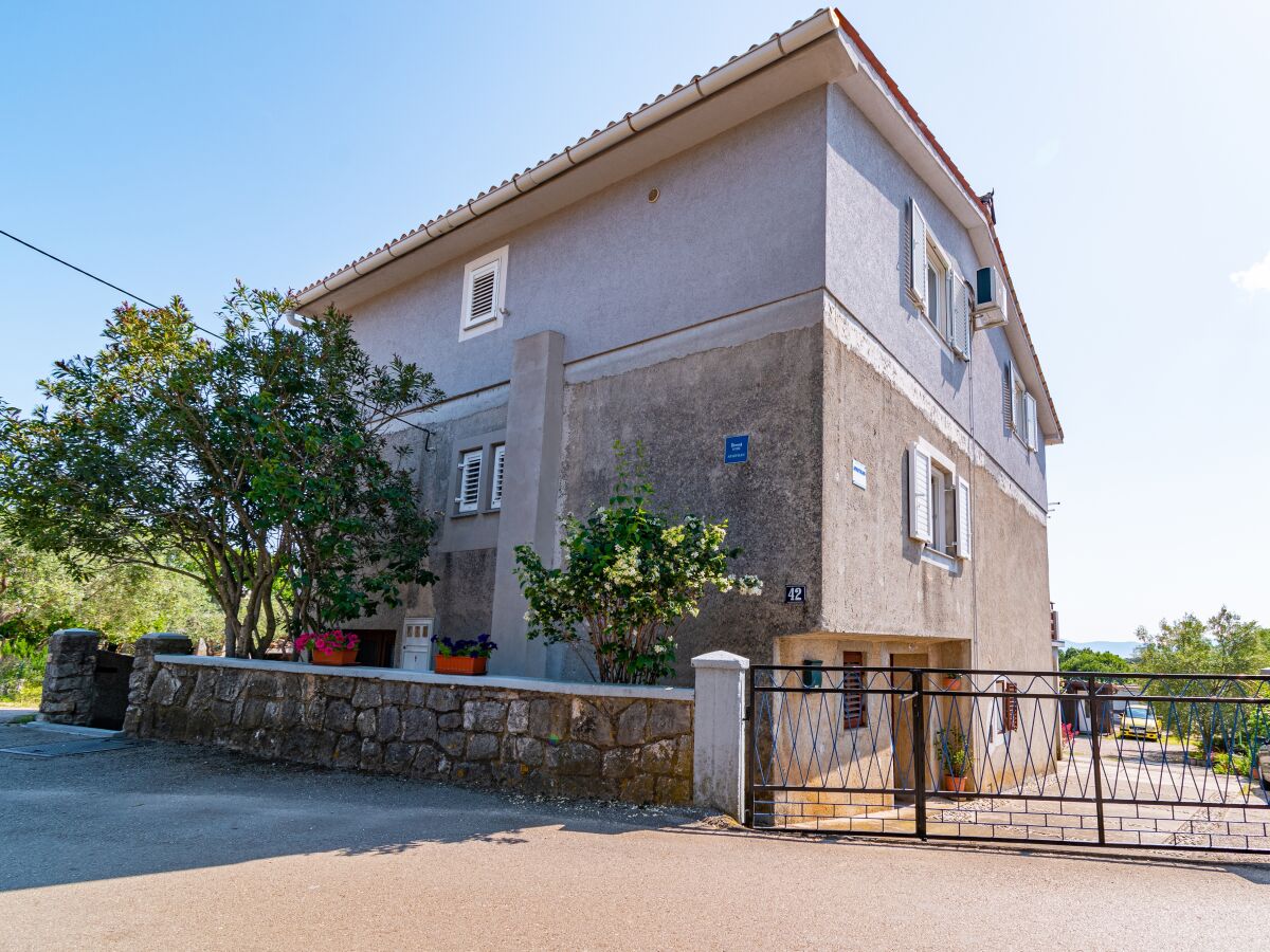 Holiday room with air-conditioning Skrbcici, Krk S-21231-b - Outdoor photo 4