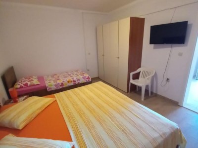 Apartment Comfort One Bedroom Apartment with Terrace and Sea view - Features photo 9