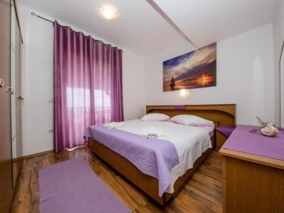 Apartment Apartments Scerbe Gordana & Miljenko Rab - Three Bedroom Apartment with Terrace (2) - Features photo 13